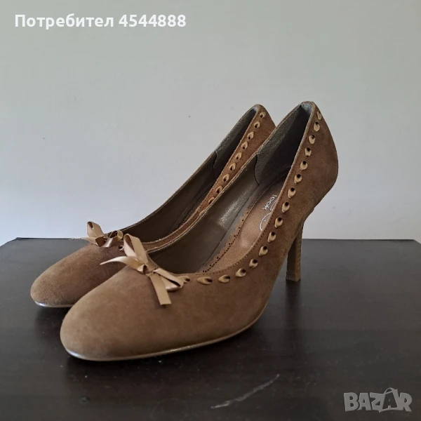 Нови велурени дамски обувки на ток, снимка 1