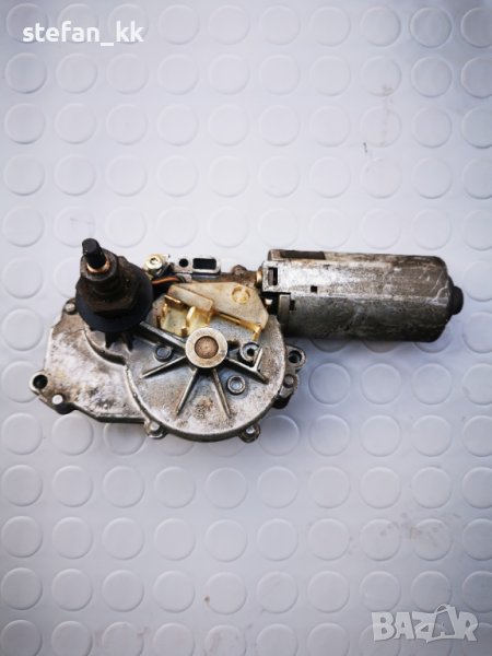Мотор задна чистачка за VW Golf III 1992 - 1998г., 1 397 220 313, 1397220313, 1H6 955 713 A, снимка 1