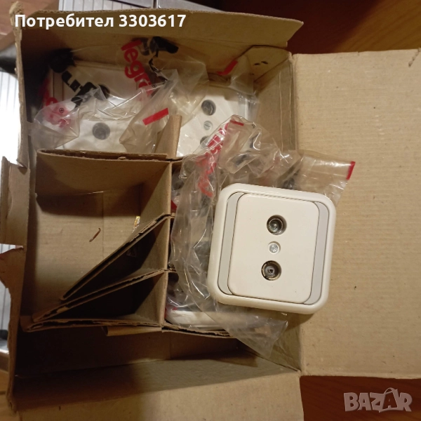 Телевизионни контакти за вграждане, снимка 1