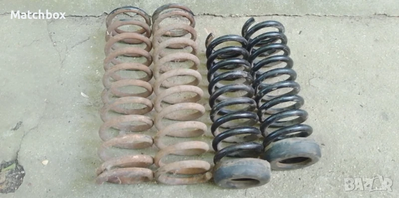 Пружини за Мерцедес 124 седан, снимка 1