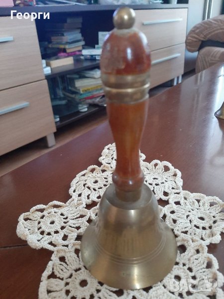 Бронзова камбанка, снимка 1