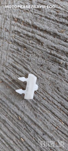 Щипки за широка лайсна на Мерцедес W124 A0019884681 , снимка 1