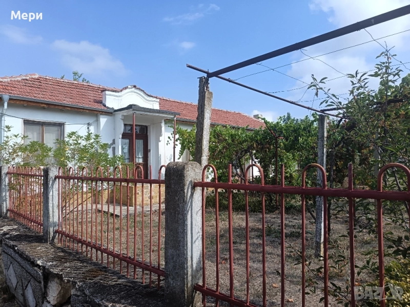 Продавам къща в село Гранит , снимка 1