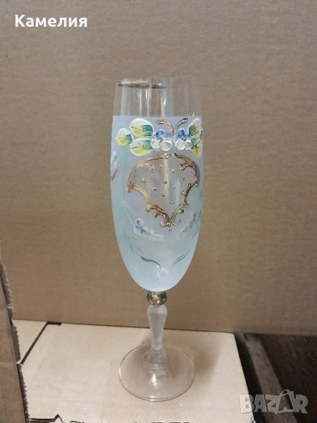 Рисувана чаша за шампанско, снимка 1