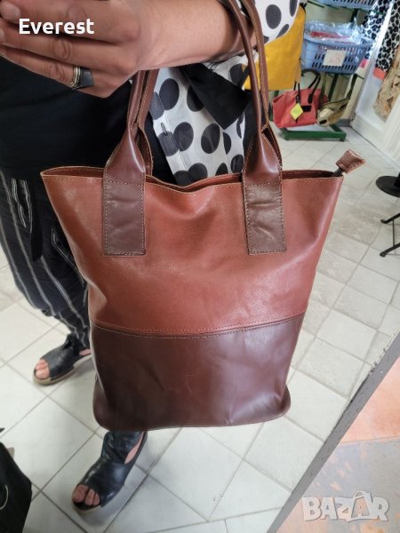 Естествена кожа, голяма чанта БЪЛГАРСКО производство , снимка 1