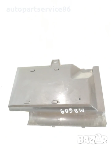 Капак кутия предпазители за Mercedes 609 709 (1986-1996) 6736891908, снимка 2 - Части - 53971645