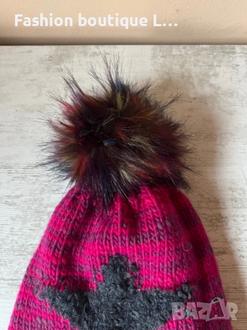 Цикламена плетена шапка с помпон и полар от вътрешната страна 60% акрил 20% вълна 20% полиестер ❤️, снимка 2 - Шапки - 52859671