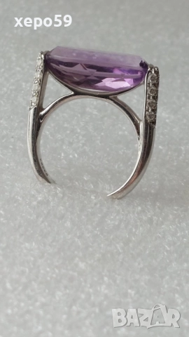 Прекрасен фирмен дизайнерски златен 18к пръстен с аметист и 26 диаманта(Poiray Paris) бяло злато, снимка 9 - Пръстени - 52217293