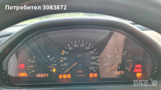 Mercedes w202 c220d, снимка 6 - Автомобили и джипове - 42038374