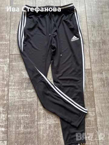 Ново спортно класическо долнище 100 % оригинал Adidas Адидас, снимка 2 - Спортни екипи - 51708636