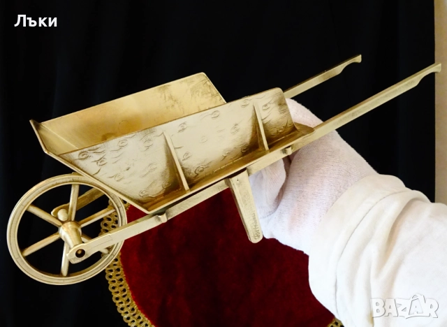 Бронзова поставка,стойка за бутилка,ръчна количка 720 гр. , снимка 8 - Антикварни и старинни предмети - 51609459