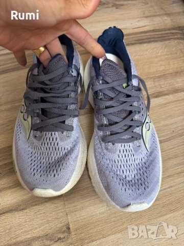 Оригинални маратонки SAUCONY RIDE 17! 40,5 н, снимка 3 - Маратонки - 52179659