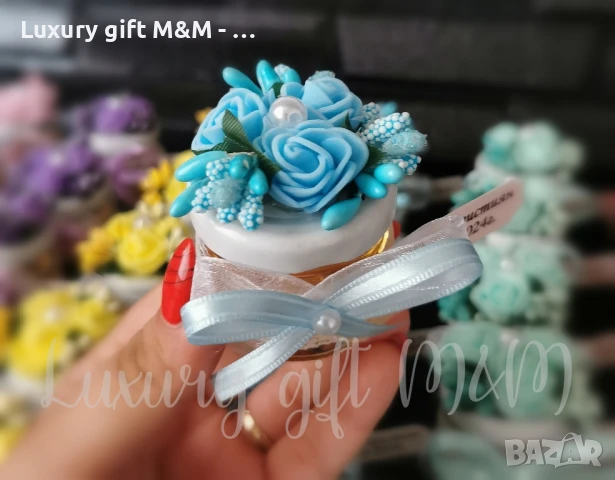 Подаръци за гости, подаръчета за гости - бурканче с мед "Трите рози", снимка 8 - Подаръци за сватба - 50694579