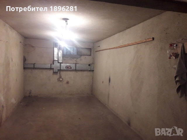 Продавам самостоятелен гараж на ул.Никулицел, снимка 5 - Гаражи и паркоместа - 52969321