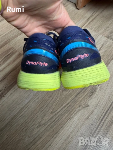 Оригинални олекотени маратонки  Asics DYNAFLYTE™ 4 ! 42,5 н, снимка 5 - Маратонки - 51724896
