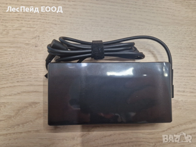 ASUS захранващ адаптер/инвертор Вътрешен 150 W Черен, снимка 4 - Кабели и адаптери - 51970185