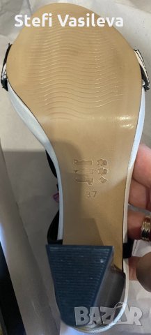 Продавам чисто нови елегантни сандали, снимка 5 - Сандали - 31537346