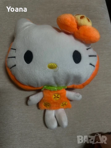 HELLO KITTY плюшена играчка
