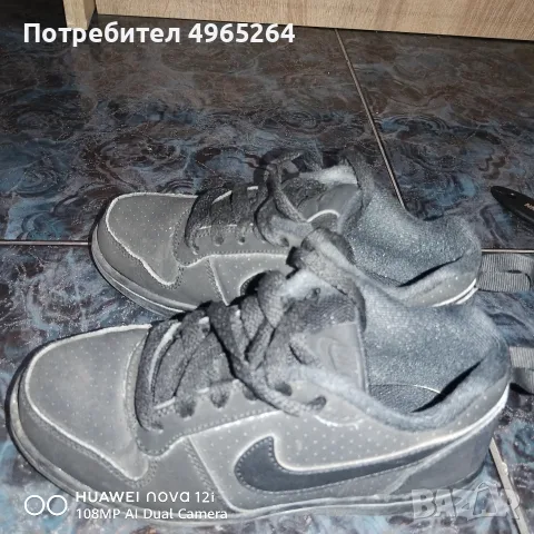детски маратонки nike , снимка 3 - Детски маратонки - 56403658
