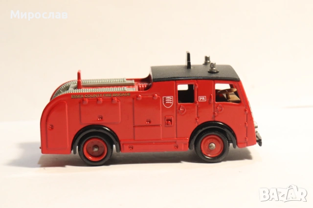 1/64??? LLEDO ПОЖАРНА КОЛИЧКА КАМИОН МОДЕЛ, снимка 5 - Колекции - 53341699