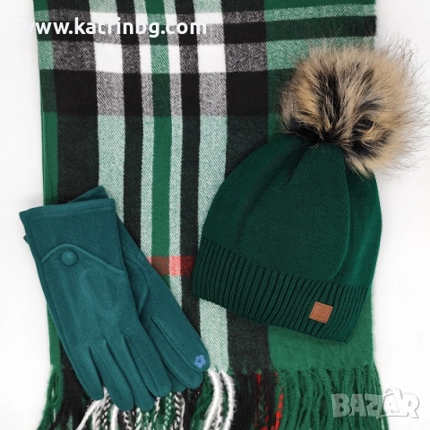 Луксозен подарък за жена – кашмирен шал Burberry, шапка и ръкавици в зелено Код на продукта:DAK-0041