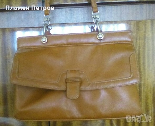 Продавам дамска чанта немска, снимка 2 - Чанти - 29296994
