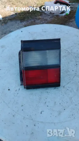 Ляв / десен стоп за Volkswagen Passat B3 комби