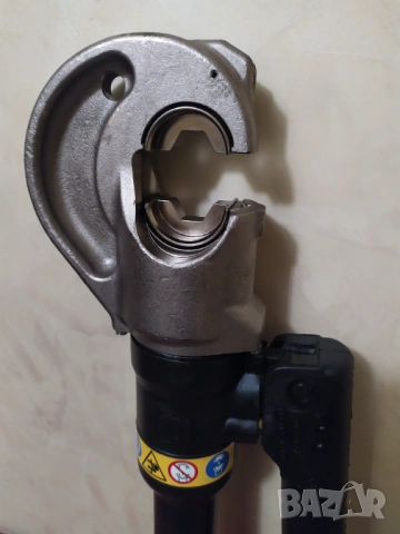 Cembre - хидравлична преса за кербоване на кабели до 400 мм2 / 120 kN, снимка 8 - Други инструменти - 54071789