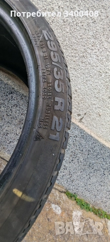 Зимни гуми 295/35/21 Continental, снимка 3 - Гуми и джанти - 52149829