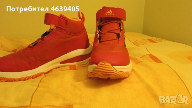 Adidas женски зимни маратонки , снимка 2 - Маратонки - 52262103