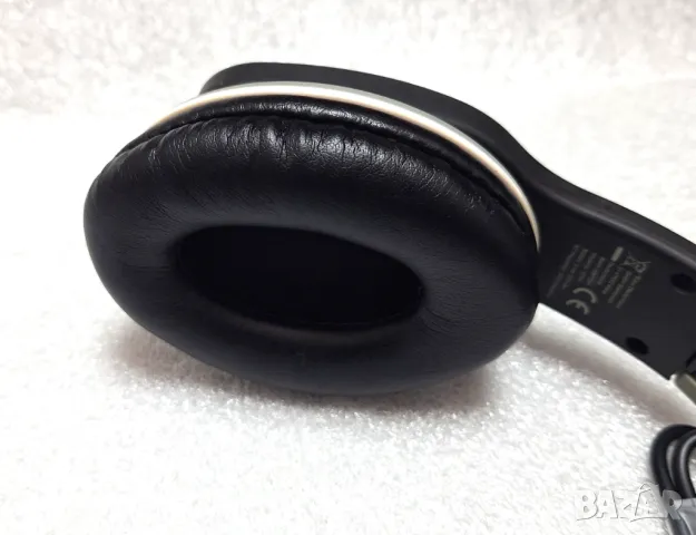 Сгъваеми Bluetooth слушалки Grundig с микрофон, снимка 4 - Безжични слушалки - 49892362