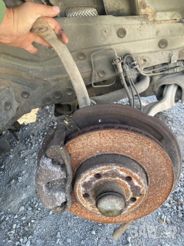 W211 окачване шенкел носачи спирачен апарат , снимка 1