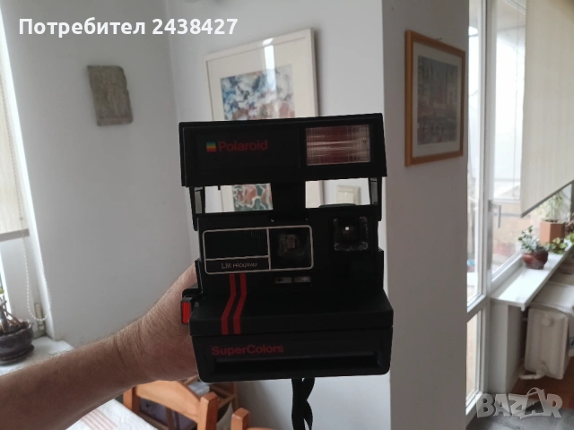  Продавам фотоапарат Polaroid Supercolor 645