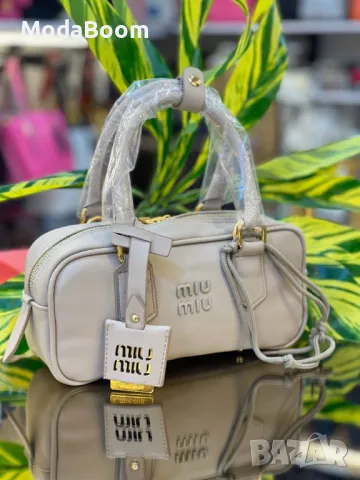 Miu Miu дамски чанти Различни цветове , снимка 3 - Чанти - 48854404