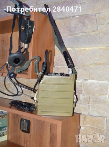 Военна праносима УКВ радиостанция Р 32 пълен комплект, снимка 2 - Друга електроника - 32071274