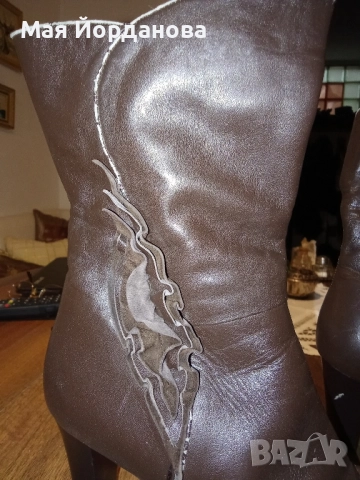 Елегантни ,тъмно кафяви боти, естествена кожа, удобен ток, номер 38, за по-слаб крак., снимка 2 - Дамски боти - 52026924