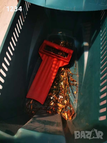 Самопридърпваща клонотрошачка BOSCH AXT-25D Дробилка  2500W , снимка 5 - Други инструменти - 54084640