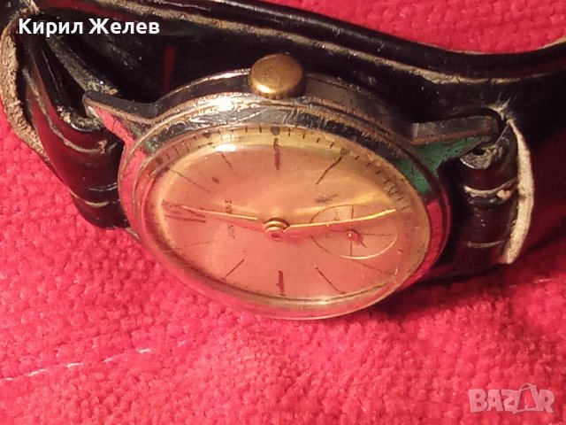 JUNGHANS SHOCKPROOF Стар НЕМСКИ РЯДЪК ВИНТИДЖ МЕХАНИЧЕН ЧАСОВНИК ЮНГХАНС РЕТРО КАИШКА Ест КОЖА 29335, снимка 4 - Антикварни и старинни предмети - 37399957