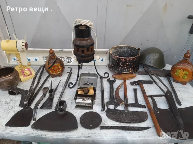 инструменти и други за работа.