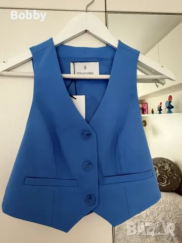 Нов елек Stradivarius XS, снимка 2 - Елеци - 55776223