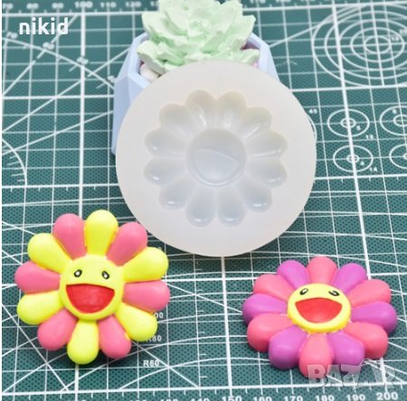 Цвете Маргаритка с усмивка силиконов молд форма за торта украса фондан
