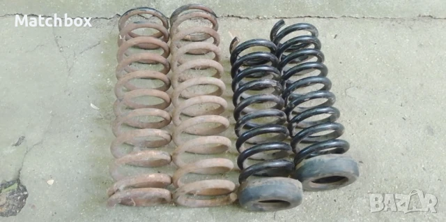 Пружини за Мерцедес 124 седан