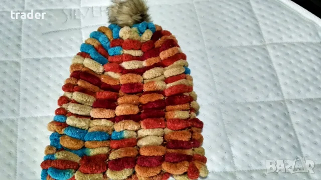 Дамска шапка    ., снимка 4 - Шапки - 56462256