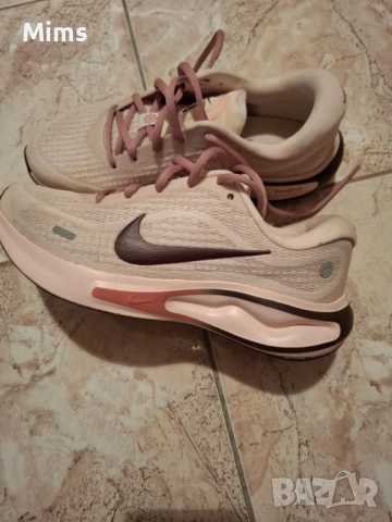 Маратонки Nike