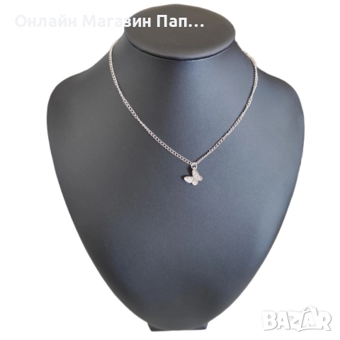 Верижка с пеперудка, покрита с кристали – цинкова сплав