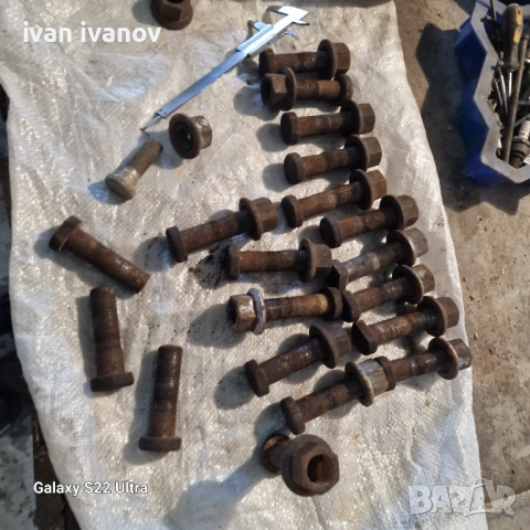 Болт 4т Ремарке и камион, снимка 11 - Аксесоари и консумативи - 53183417