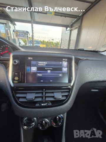 Peugeot 208, снимка 14 - Автомобили и джипове - 51505722