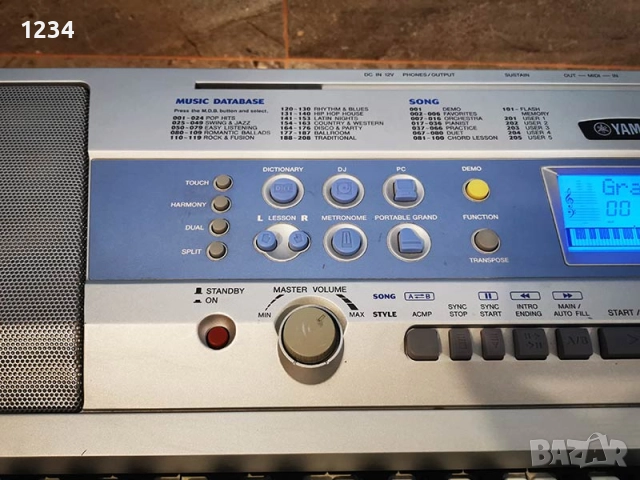 синтезатор клавир пиано YAMAHA DGX-200 с 6 октави и динамична клавиатура , снимка 6 - Синтезатори - 51968739