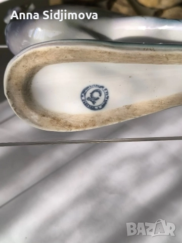 Българска порцеланова статуетка , снимка 2 - Статуетки - 52861166