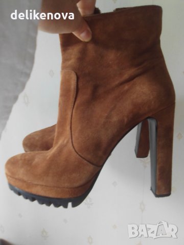 PRADA. Original. Size 38.5 Страхотни боти, снимка 3 - Дамски боти - 26596084